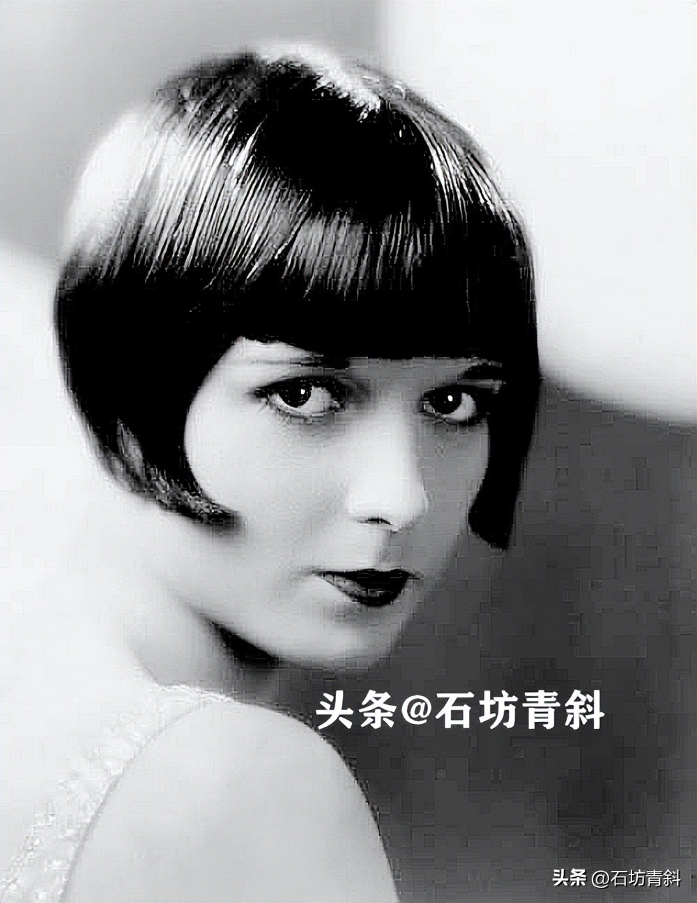 23岁被好莱坞封杀，拒绝减薪，性取向遭质疑，晚年出书揭黑幕