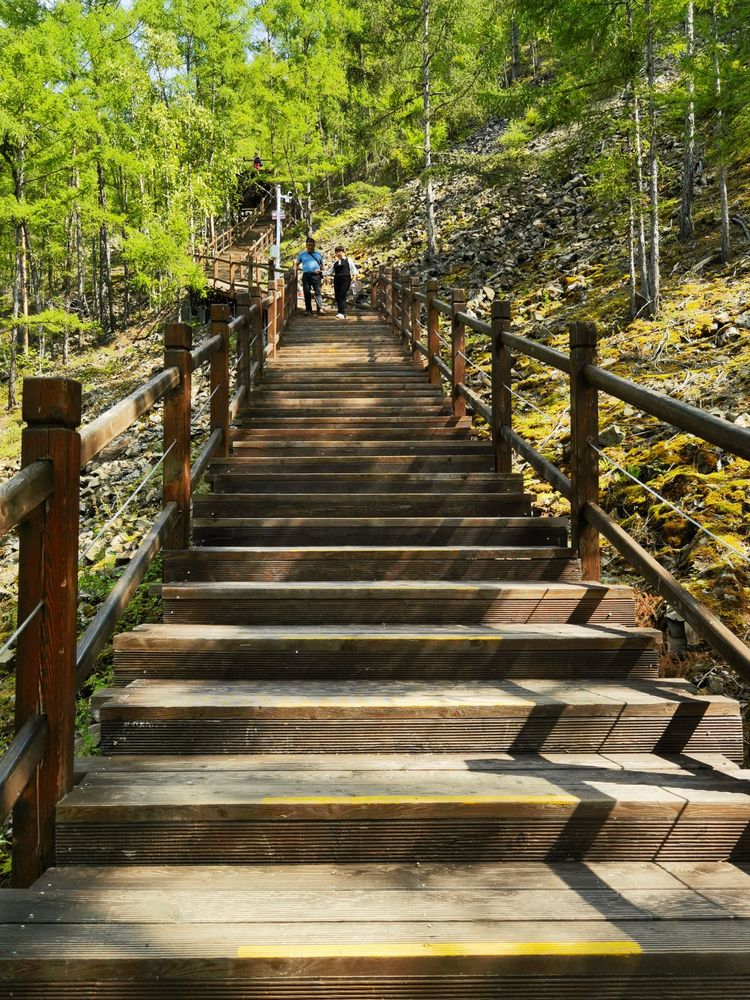 龙江县龙江第一湾,龙江第一湾山顶全貌