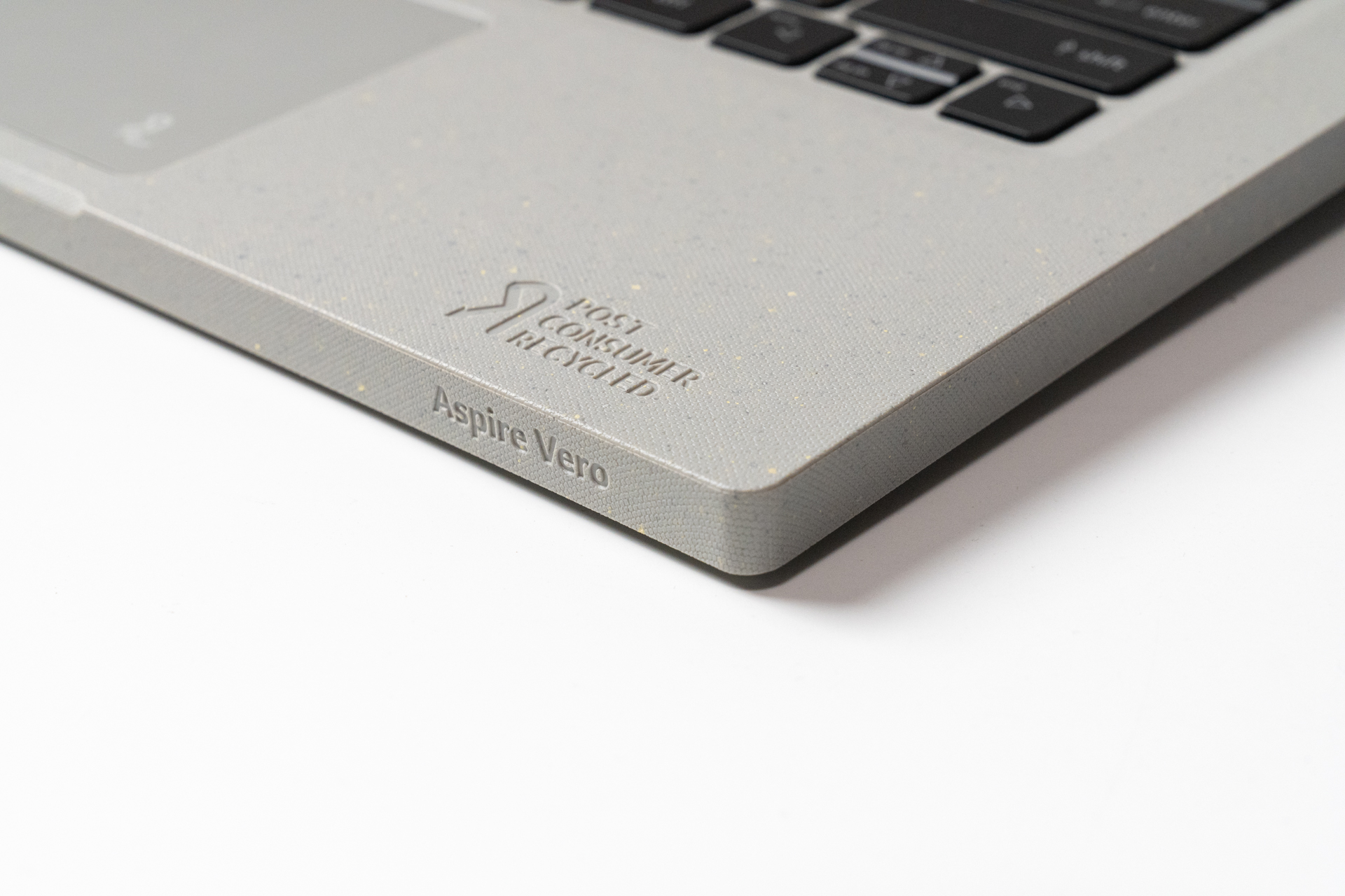 如此实用，环保“本”该如此：宏碁·未来蜂鸟轻薄环保电脑