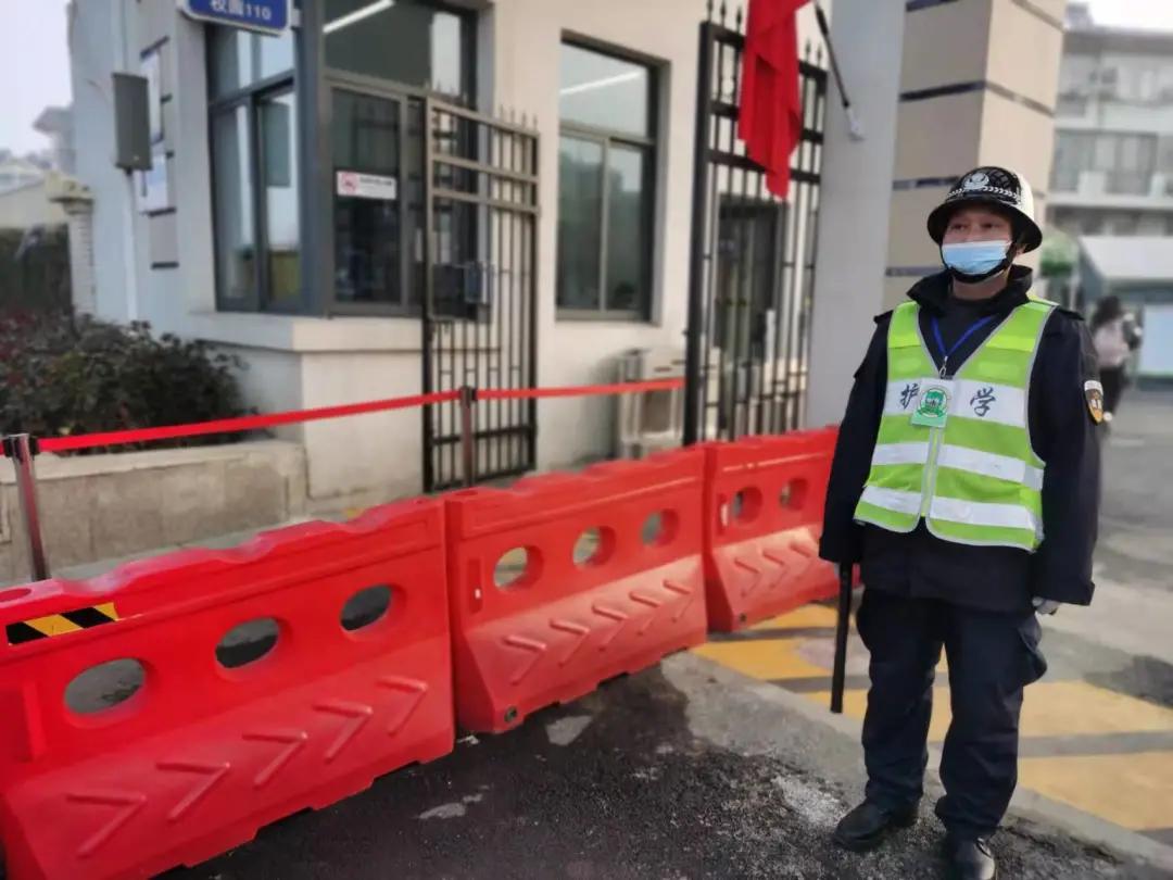 骞冲畨鏍″洯鎶ゅ鏈夋垜,骞冲畨鎶ゅ闃熶负瀛︾敓瀹夊叏淇濋┚鎶よ埅