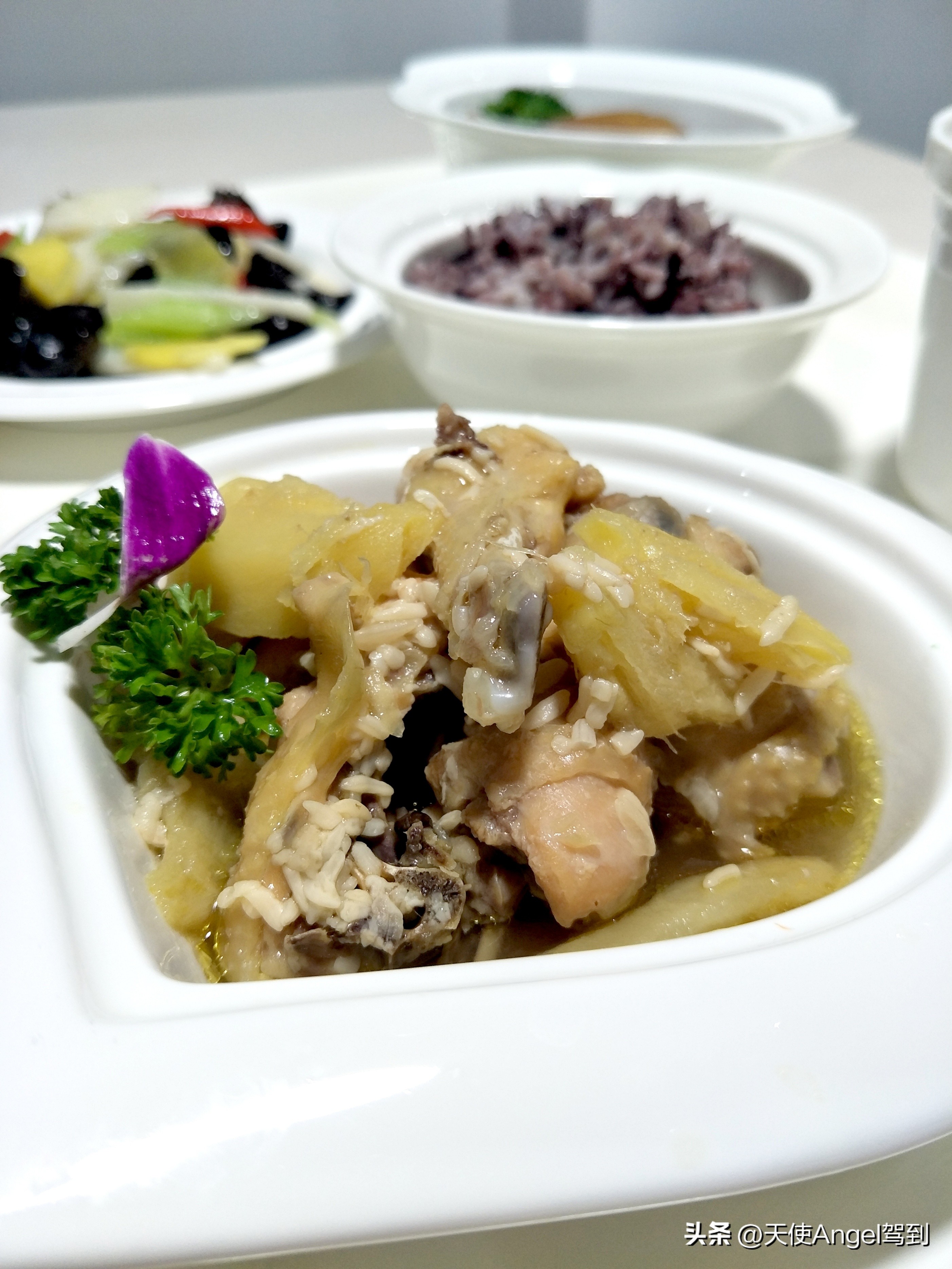 在月子会所坐28天月子，居然“忘崽”，网友：这是什么神仙体验