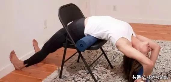 一套修复性瑜伽练习（原来瑜伽还可以懒着练）