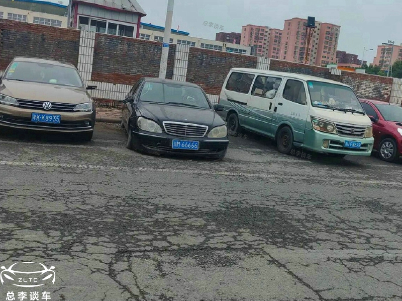 奔驰最失败的s400,成都最极品2020年奔驰s350