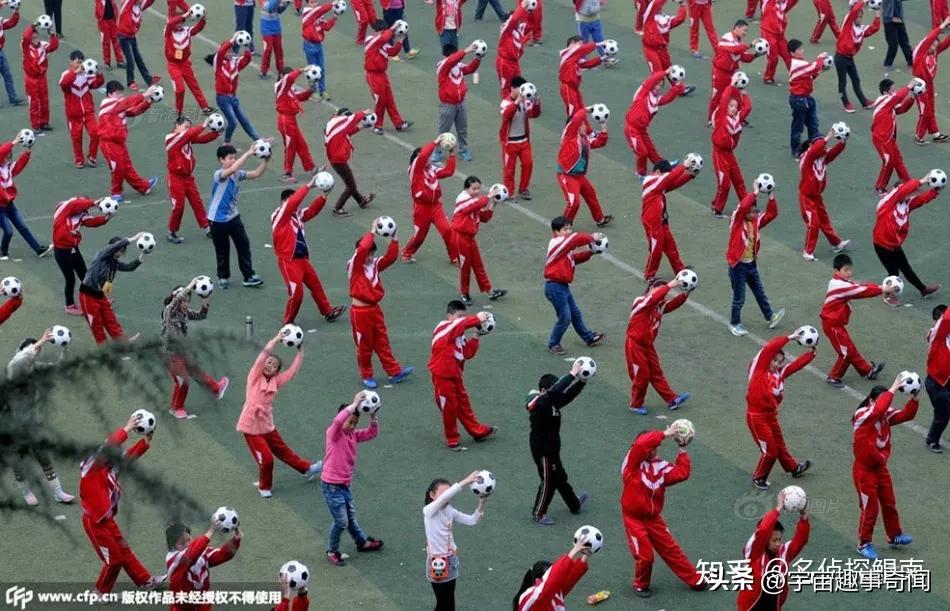 足球操运动特色,足球操花样