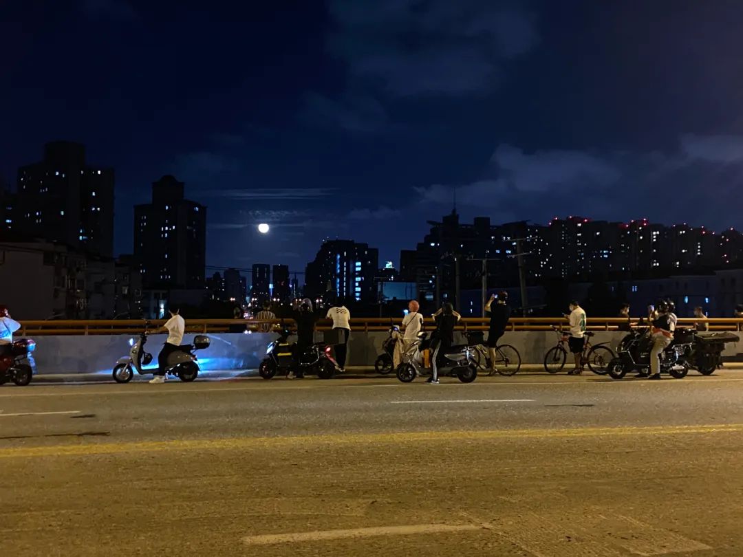 9月，谢谢你们送来的秋天