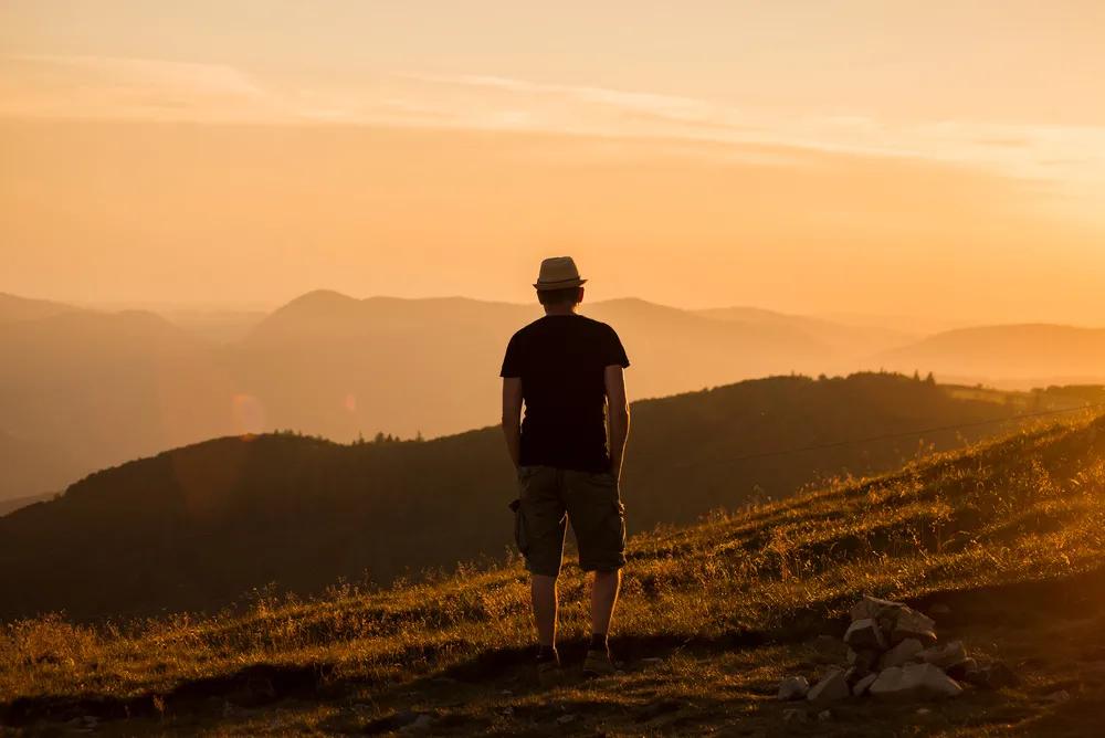 把情绪带到工作的人很无能,如何不把生活的情绪带到工作中