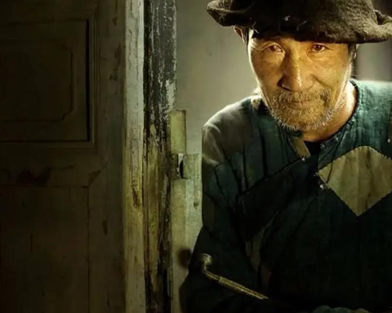 鲁迅发小“闰土”：暗恋同村寡妇，57岁惨死，孙子成为知名学者