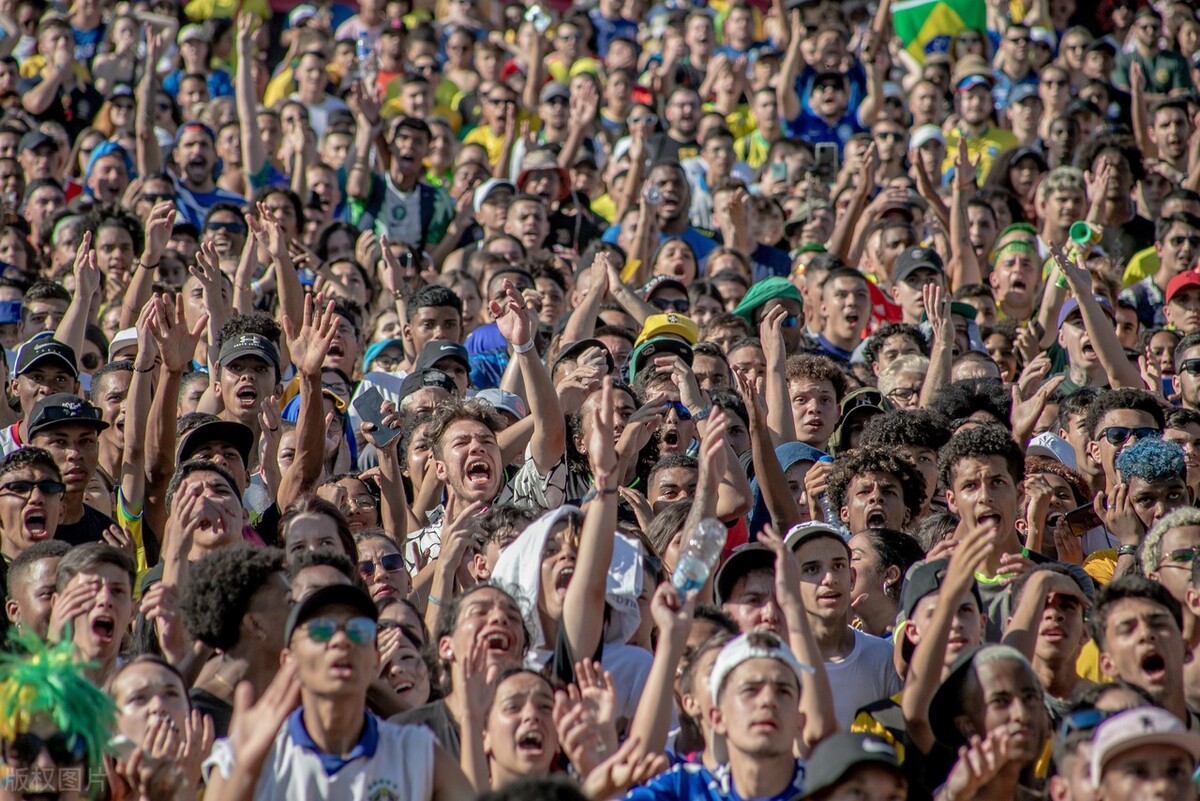 为什么在这一刻我们会为日韩足球而牵挂？