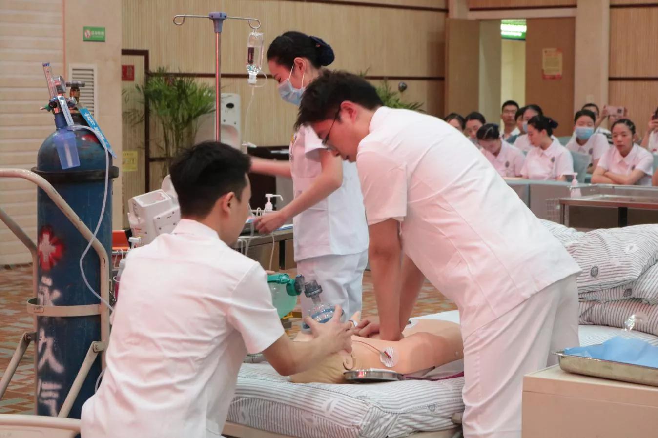 提升急危重症救治能力活动,强本领提素质展风采