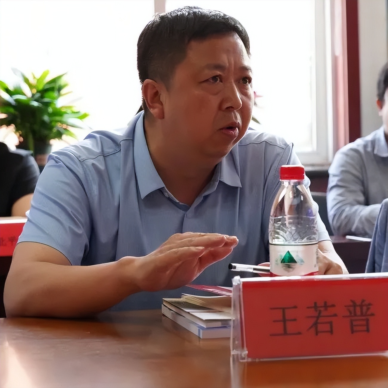 裴红霞校长工作室,石家庄外国语学校校长裴红霞