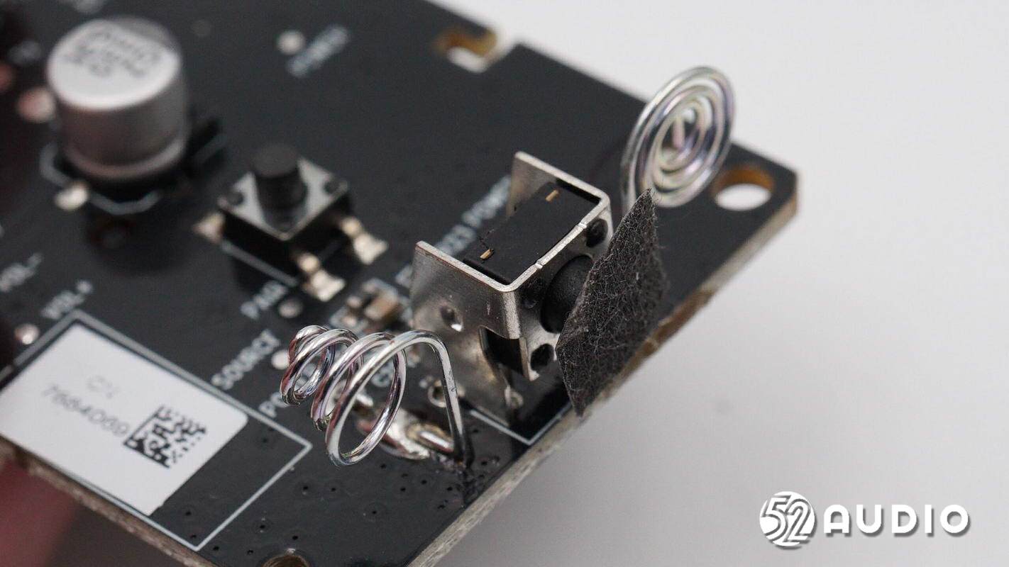 雷蛇天狼星v2专业版,razer雷蛇利维坦巨兽v2和天狼星v2