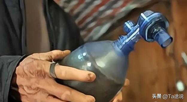 06年浙江男孩失去呼吸，父母捏球5000万次，用呼吸机为儿续命5年