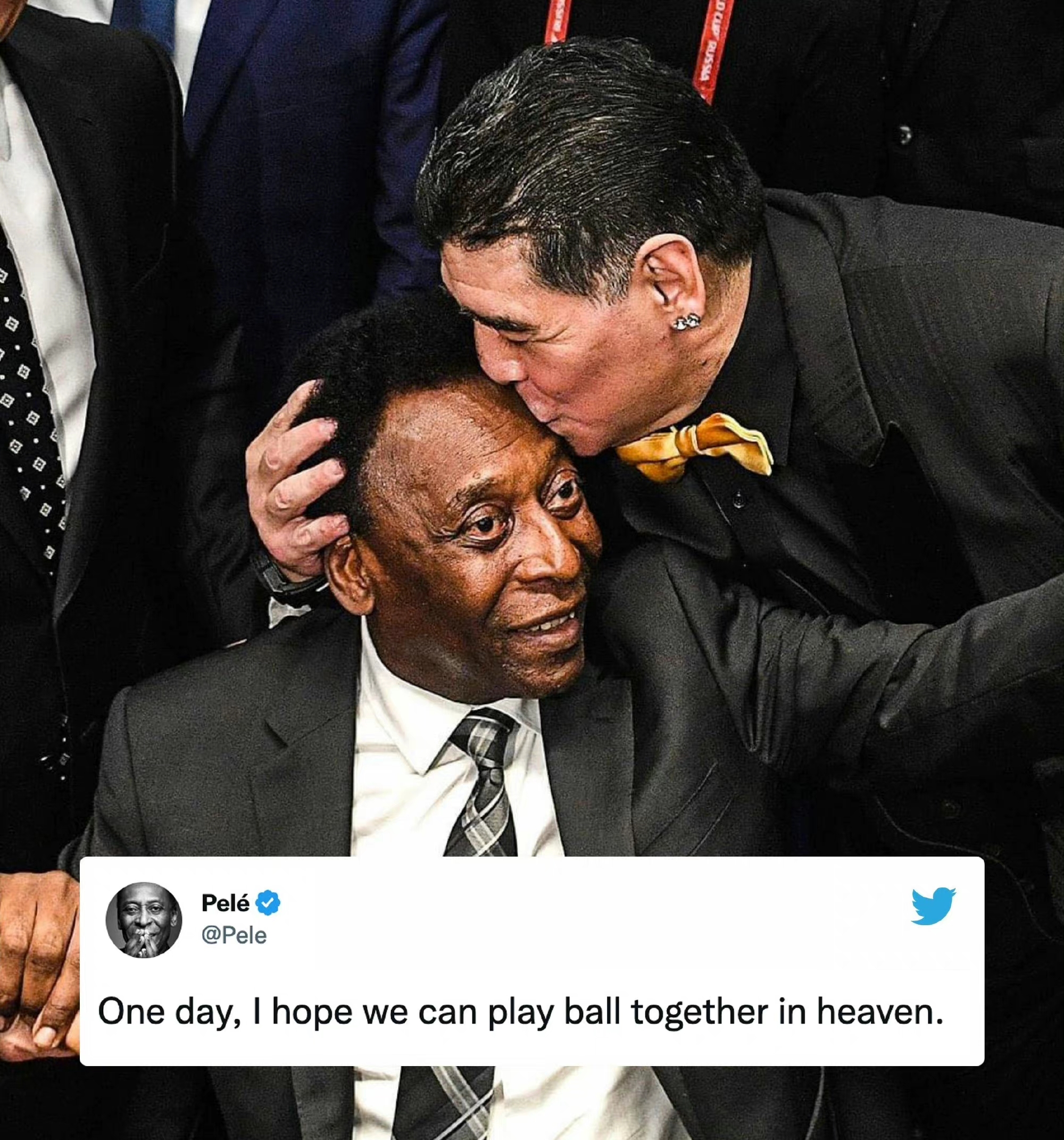 一代巨星的陨落再见了青春,一代球王落幕了马拉多纳一路走好