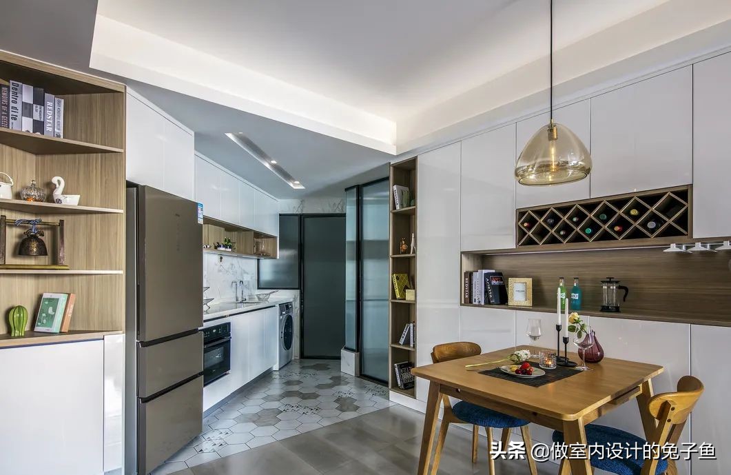 餐桌形状如何选择,餐桌需要多大尺寸摆放