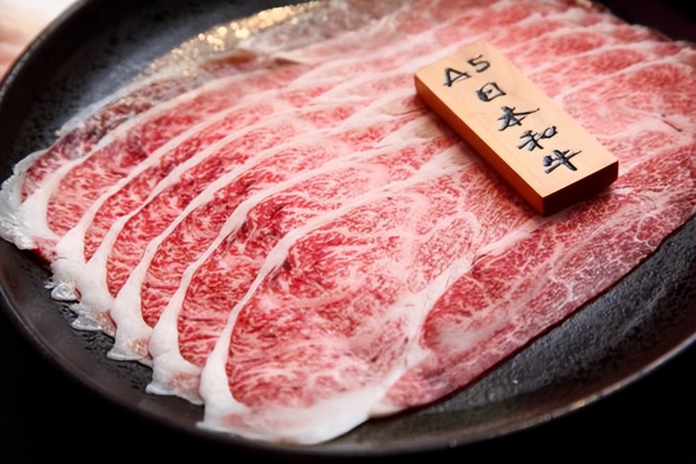 世界十大最昂贵食材,世界上最稀有燕窝