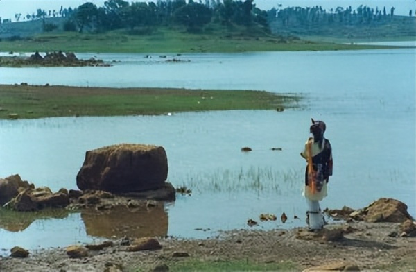 昆明到318川藏线自驾游详细攻略,昆明至西双版纳自驾游攻略最新