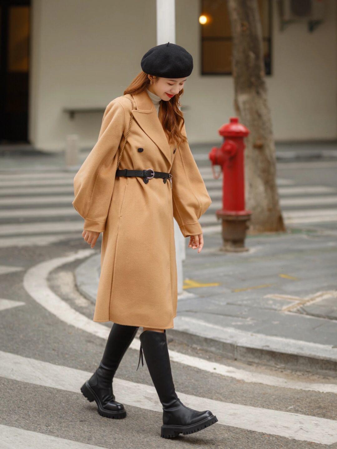 驼色大衣如何穿出时髦范,驼色大衣最洋气搭配