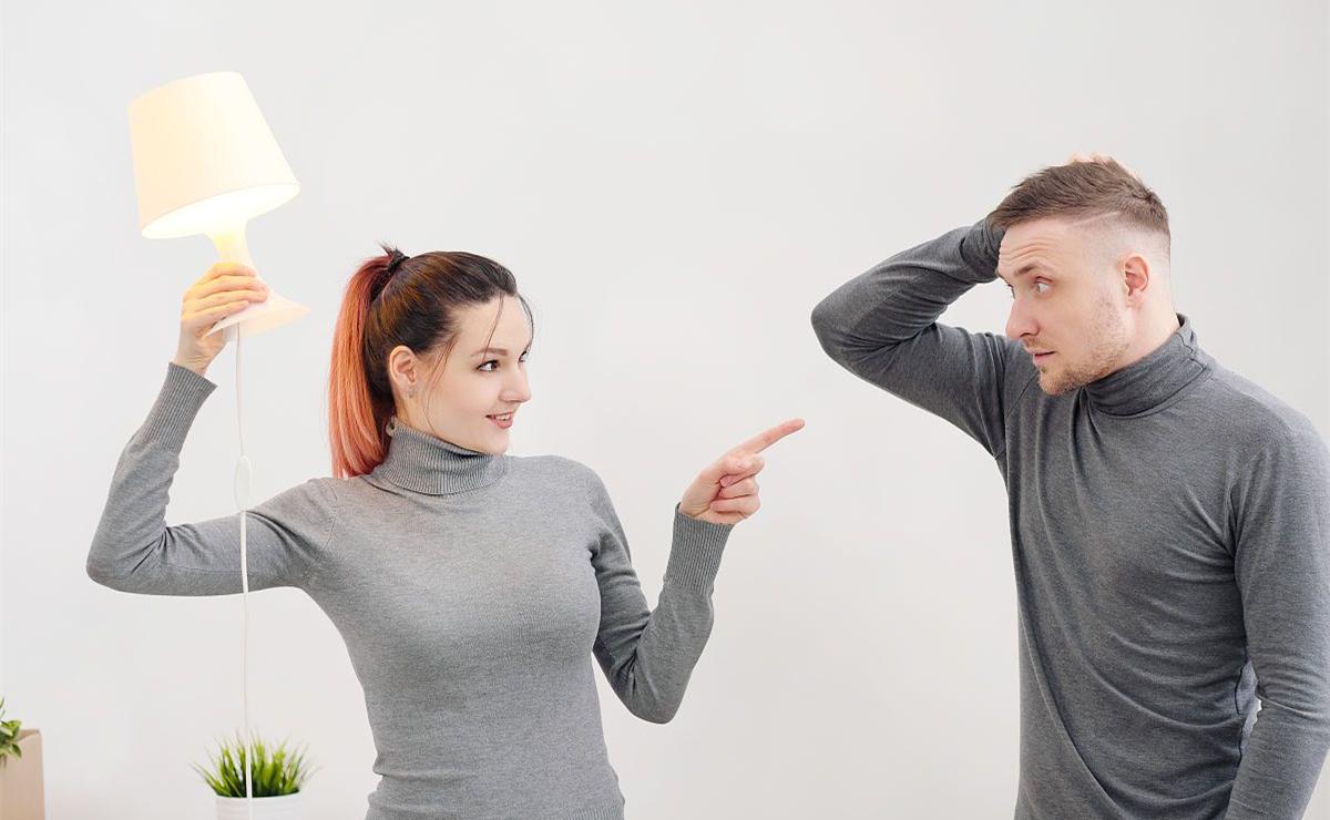 花5000雇男保姆对比女保姆,58岁的富婆花十万元雇男保姆下集