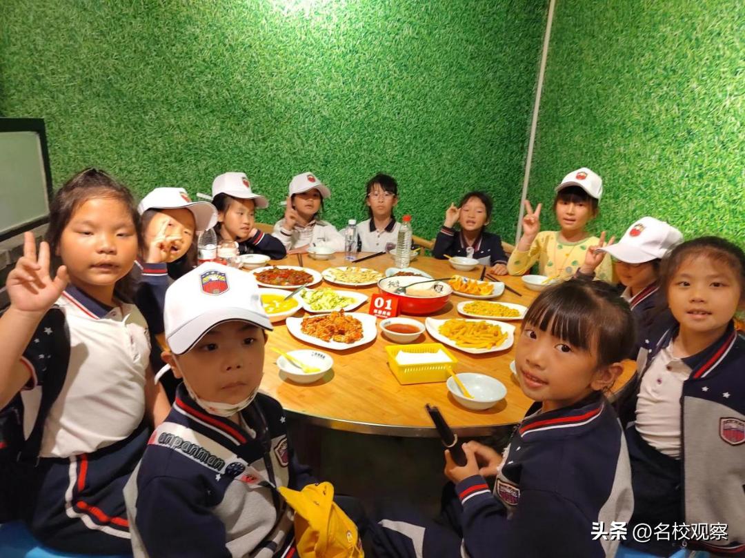 蔚蓝做苍穹，鱼儿变繁星！新川学子，走进浩海立方，探秘无限海洋