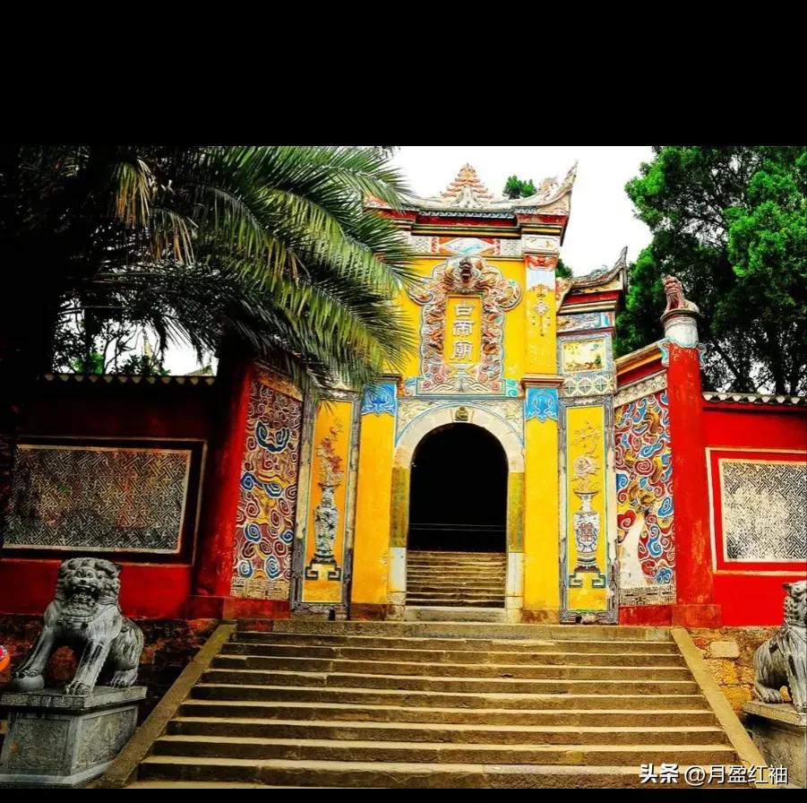 三峡蓄水前的白帝城,白帝城在三峡未蓄水时什么样