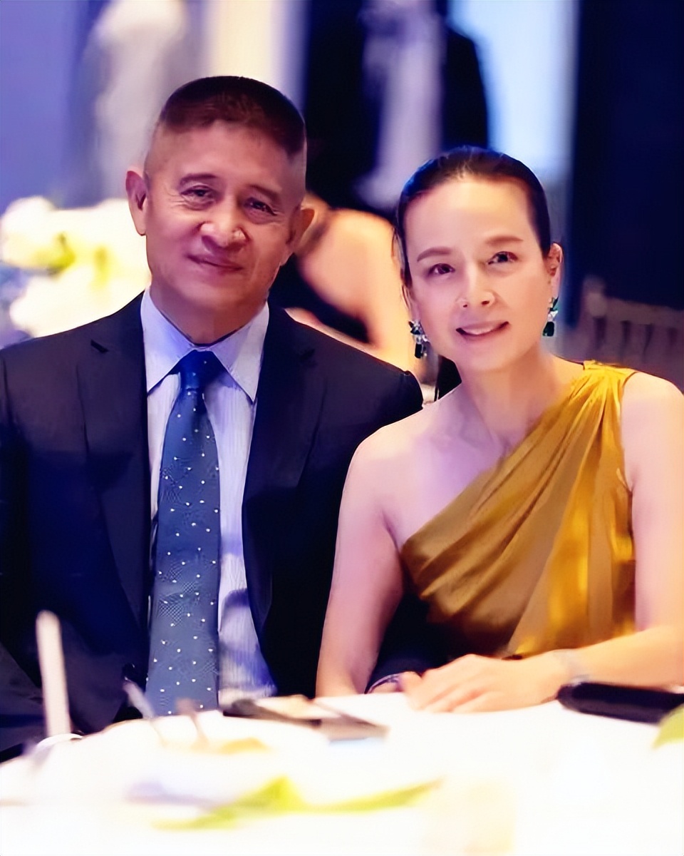 泰国富婆伍伦近照,泰国华裔女富豪伍伦盼