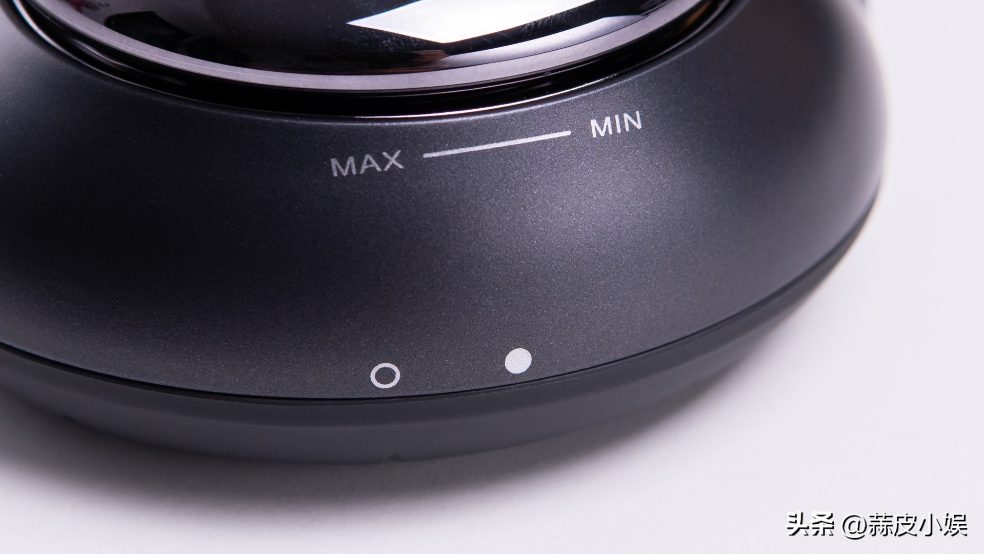 营造清香空间，畅享旅途惬意——倍思车载香薰