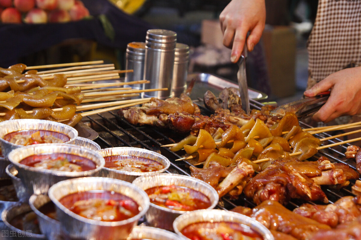 三四线开餐饮小店能挣多少钱,告别打工回家开店