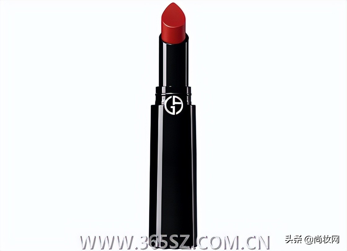 涂唇膏的小妙招,撩人的唇膏涂法