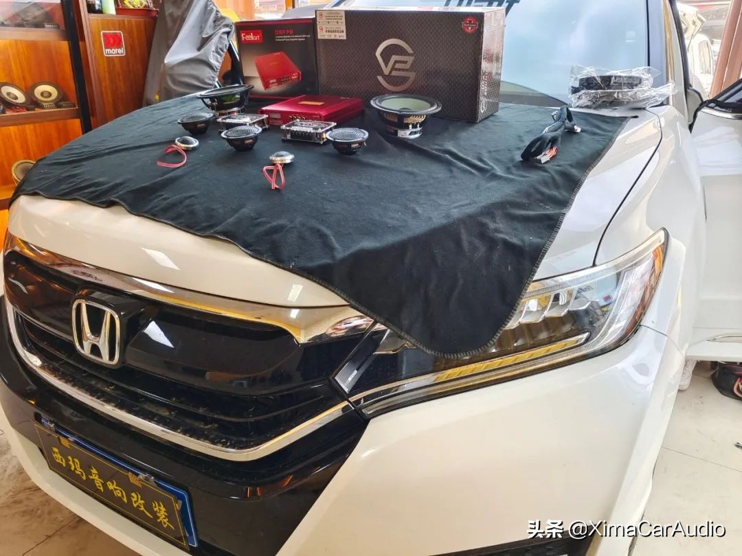 洪山本田urv汽车音响改装隔音降噪,本田urv音响三分频改装