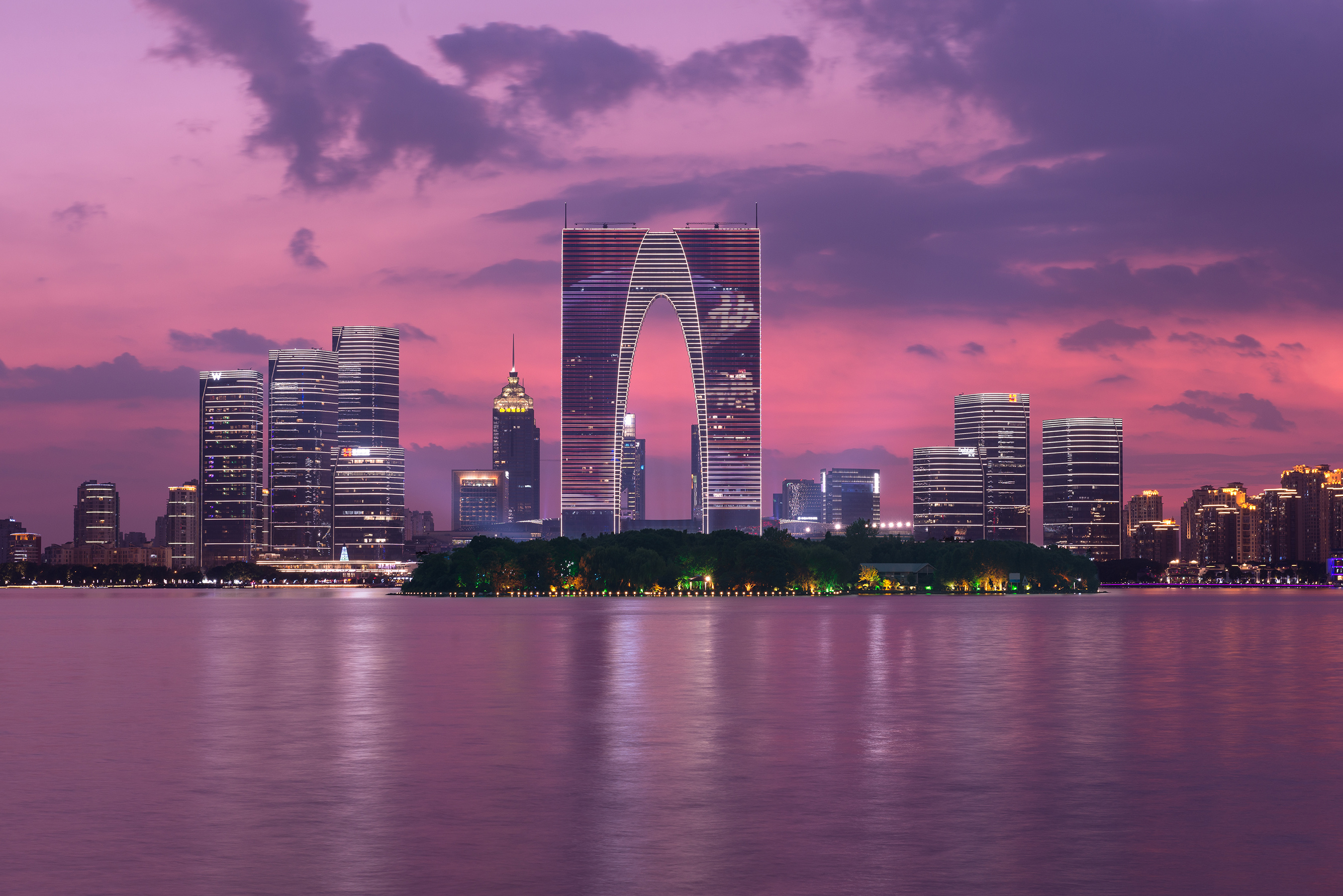 江苏在建200米以上高楼,江苏第一高楼最新进展