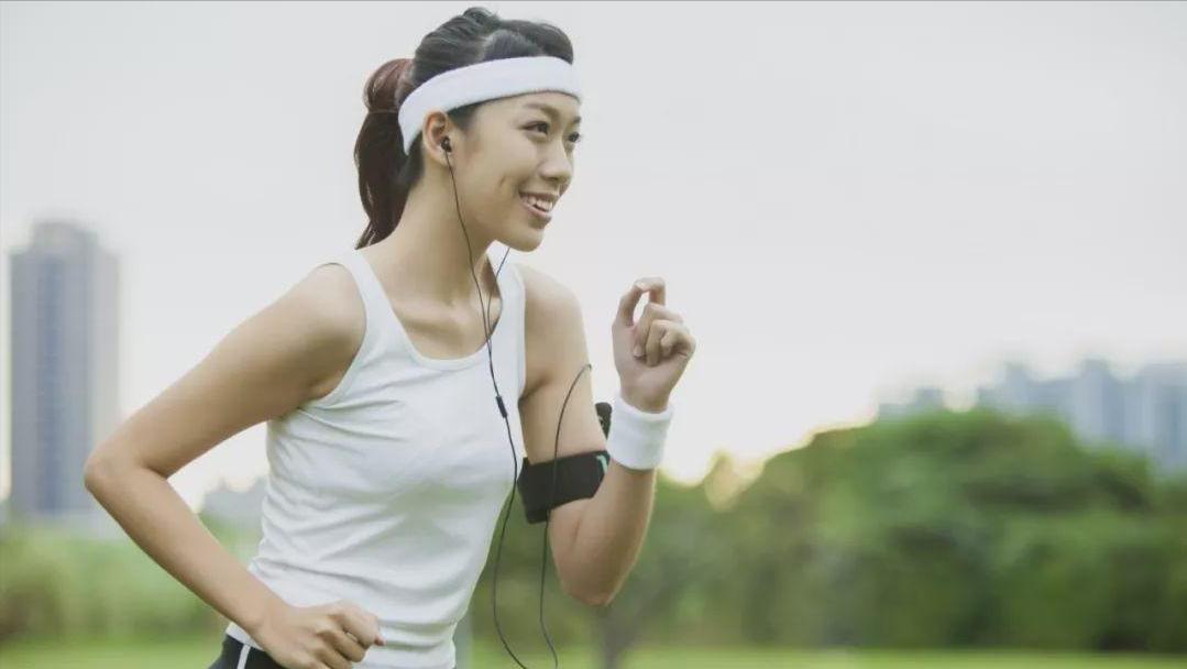 腰肌劳损导致腰疼最快缓解方法,腰肌劳损缓解腰痛的最佳动作