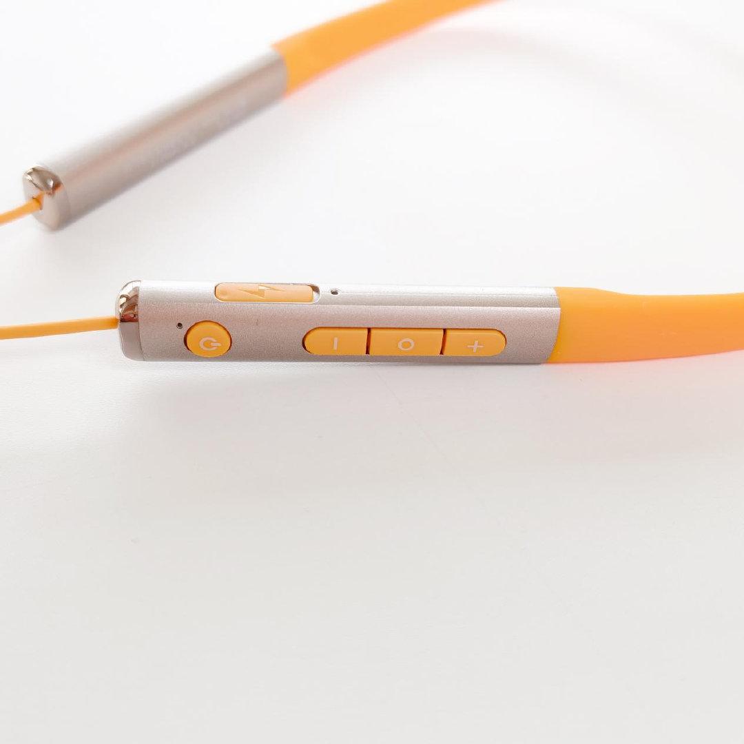 百元以内脖挂蓝牙耳机性价比之王,百元内蓝牙耳机推荐荣耀