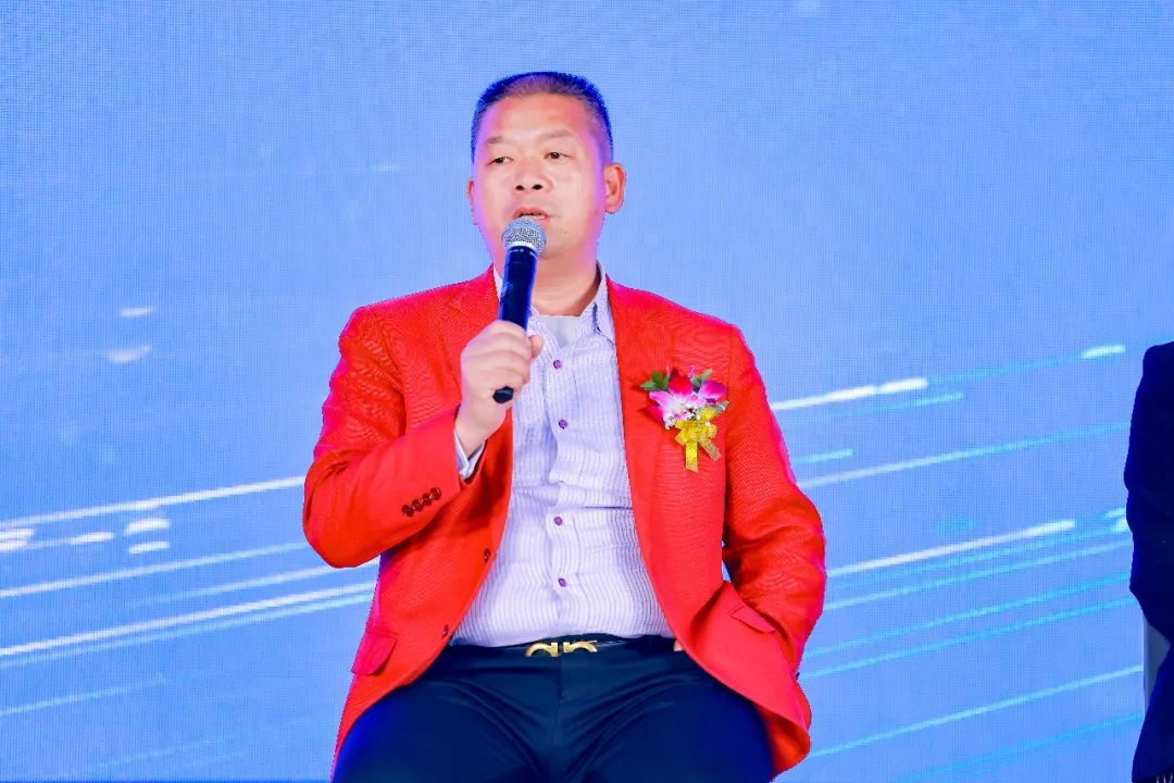 巅峰对话,领航者企业家-汽车后市场产业高峰论坛精彩瞬间