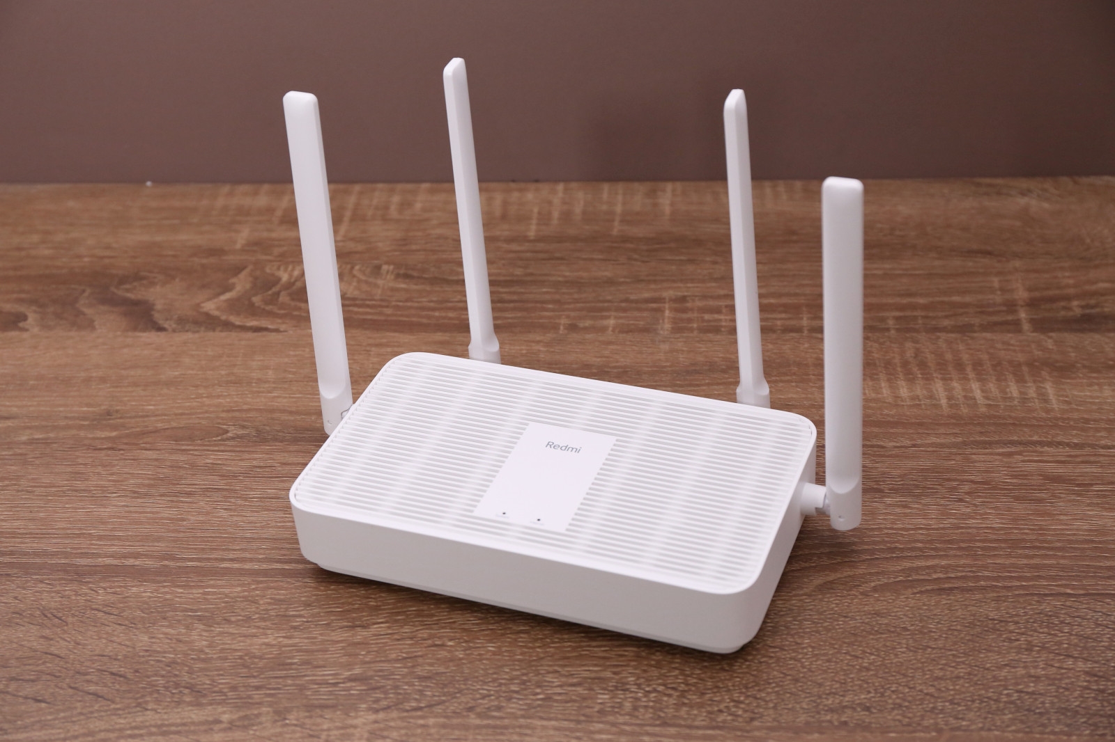 路由器信号满格网速太慢怎么回事,家里路由器信号差怎么办