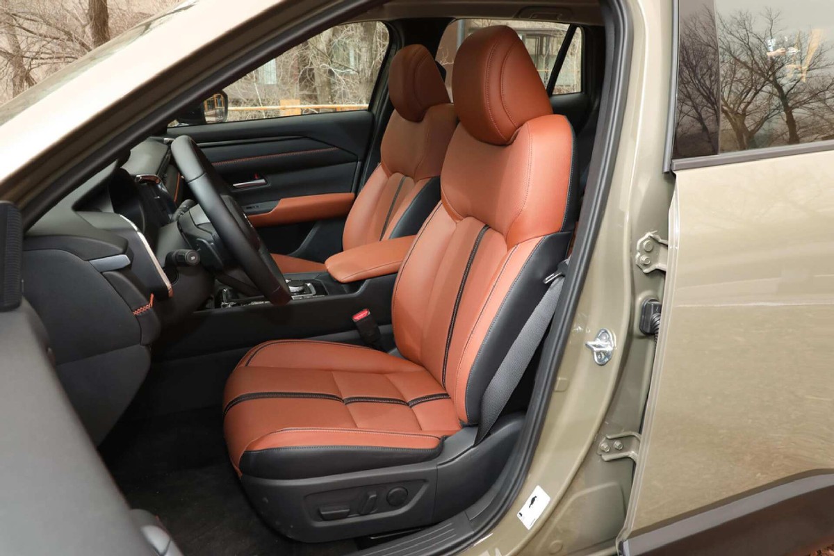 粗犷且大气广州车展聊马自达cx-50,中大型suv黑马出现评捷尼赛思gv80