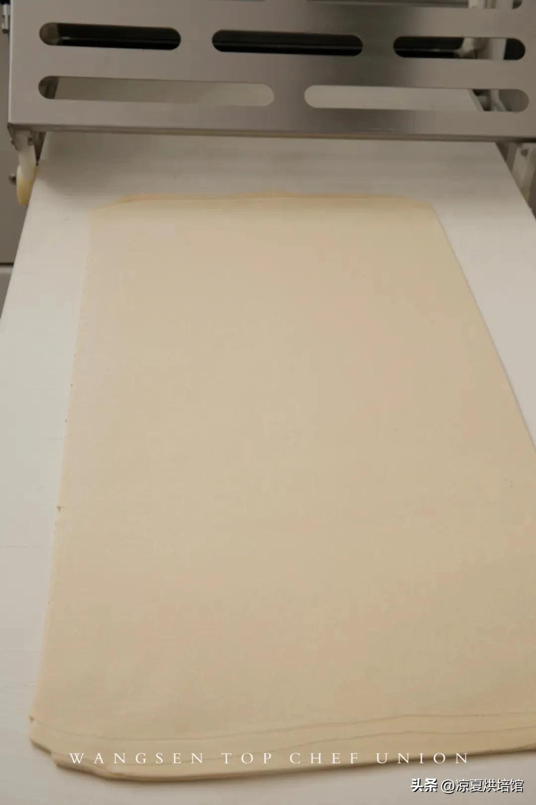 丹麦牛角开酥教程,手工奶酥吐司面包