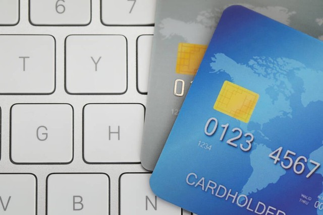 盗刷他人银行卡2万判多少年,银行卡被骗子盗刷该怎么处理