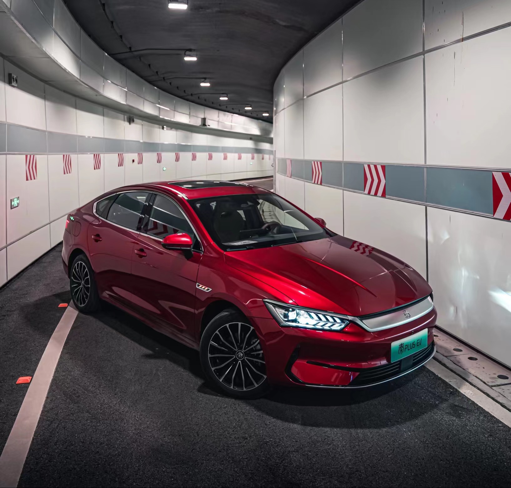 秦plusev充电要多少时间,秦plusdm-i120km尊贵型充电多久