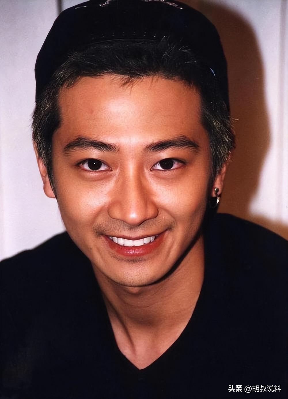 因一句：*鱼岛钓**是中国的，他惨遭封杀20年，如今复出依旧熠熠生辉