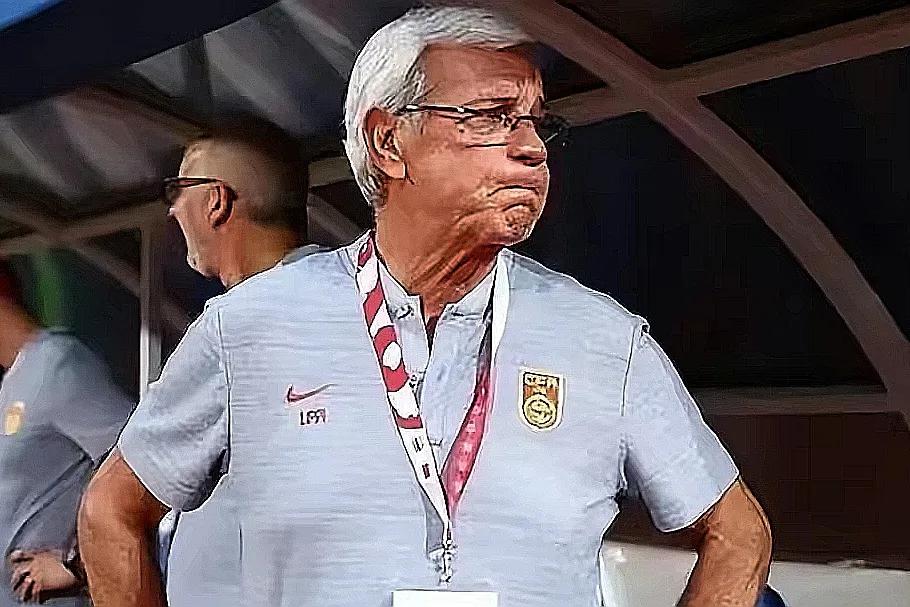 里皮说国足在亚洲不惧怕任何对手,给你机会你也不中用啊国足