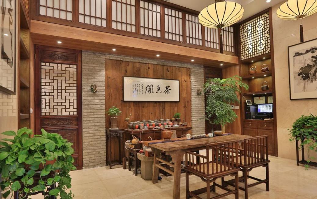 男子花10万块买下12幅画,男子花12000买的一幅画