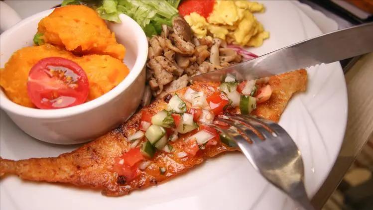 不黑不吹歌曲原版,吐槽塞浦路斯