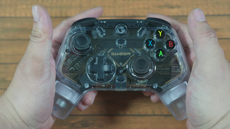 小鸡t4k手柄测评,带rgb的游戏手柄