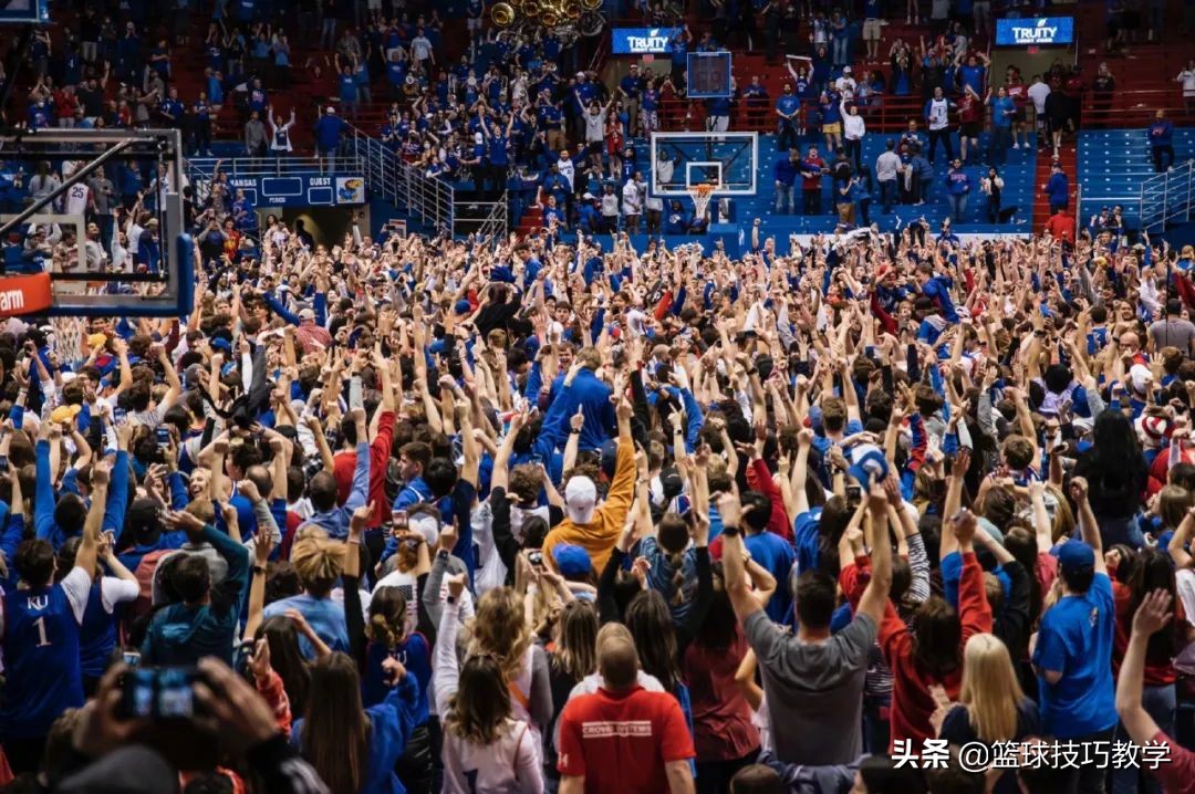 乔丹ncaa疯狂三月,乔丹ncaa夺冠视频