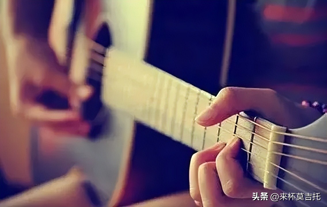 1000-2000元价位｜高性价比新手入门吉他选购指南，防雷不踩坑