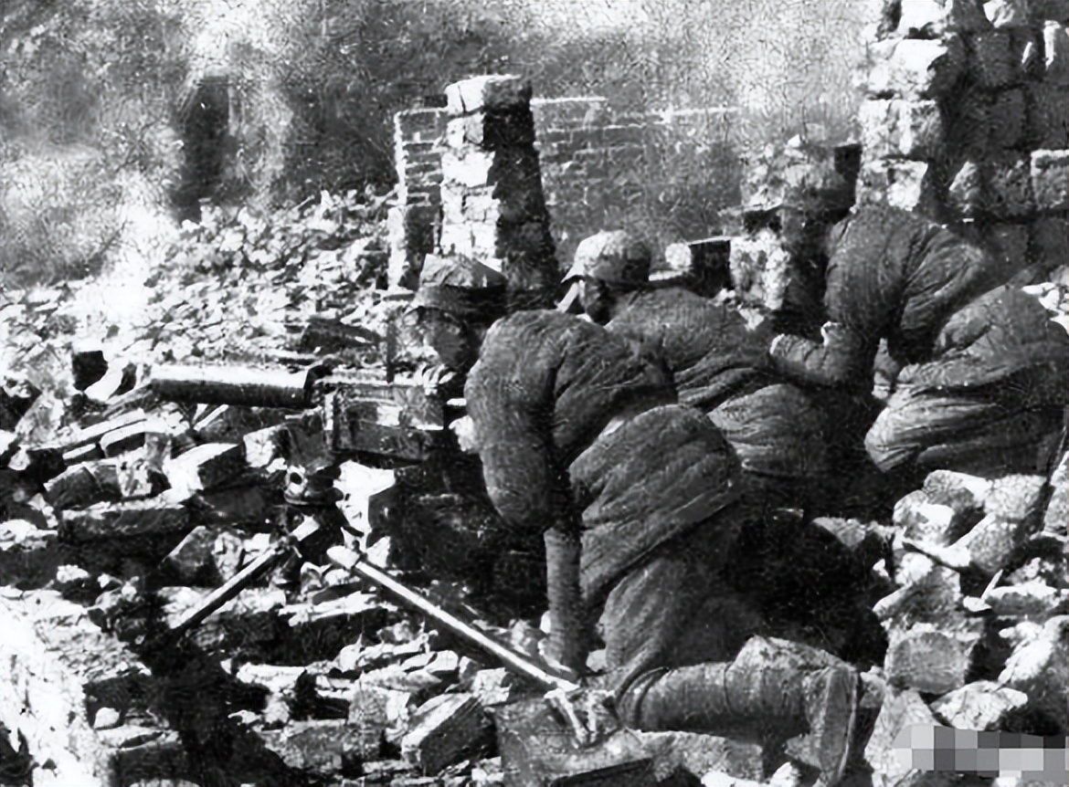 皖南事变后新四军的七个师长是谁,皖南事变新四军突围出来多少人