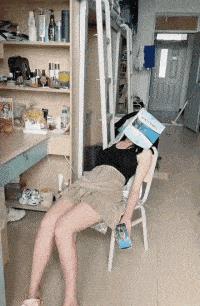 突然冒出一片气泡,突然冒了小小的水泡泡