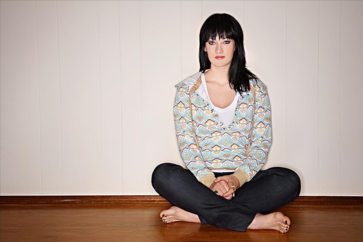 为什么女性到一定年龄膝盖疼,为啥老年女性容易膝盖疼