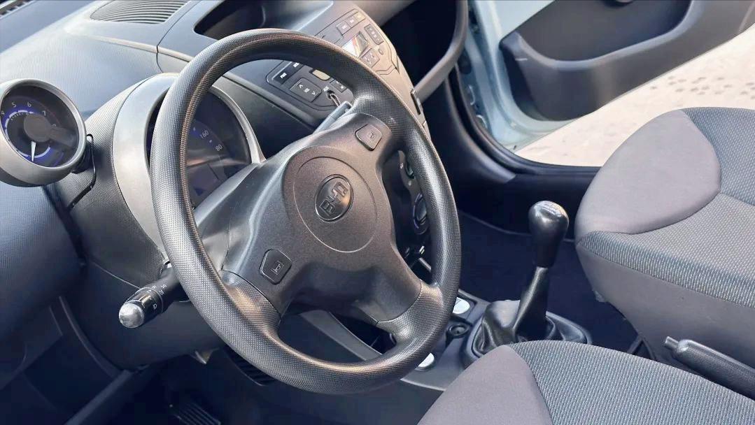 2010款比亚迪f0翻新案例,比亚迪f0全车翻新喷漆多少钱