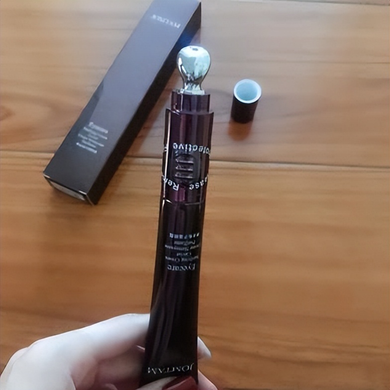 睡前五习惯让你肌肤紧致,女性睡前4个动作提升自己肌肤